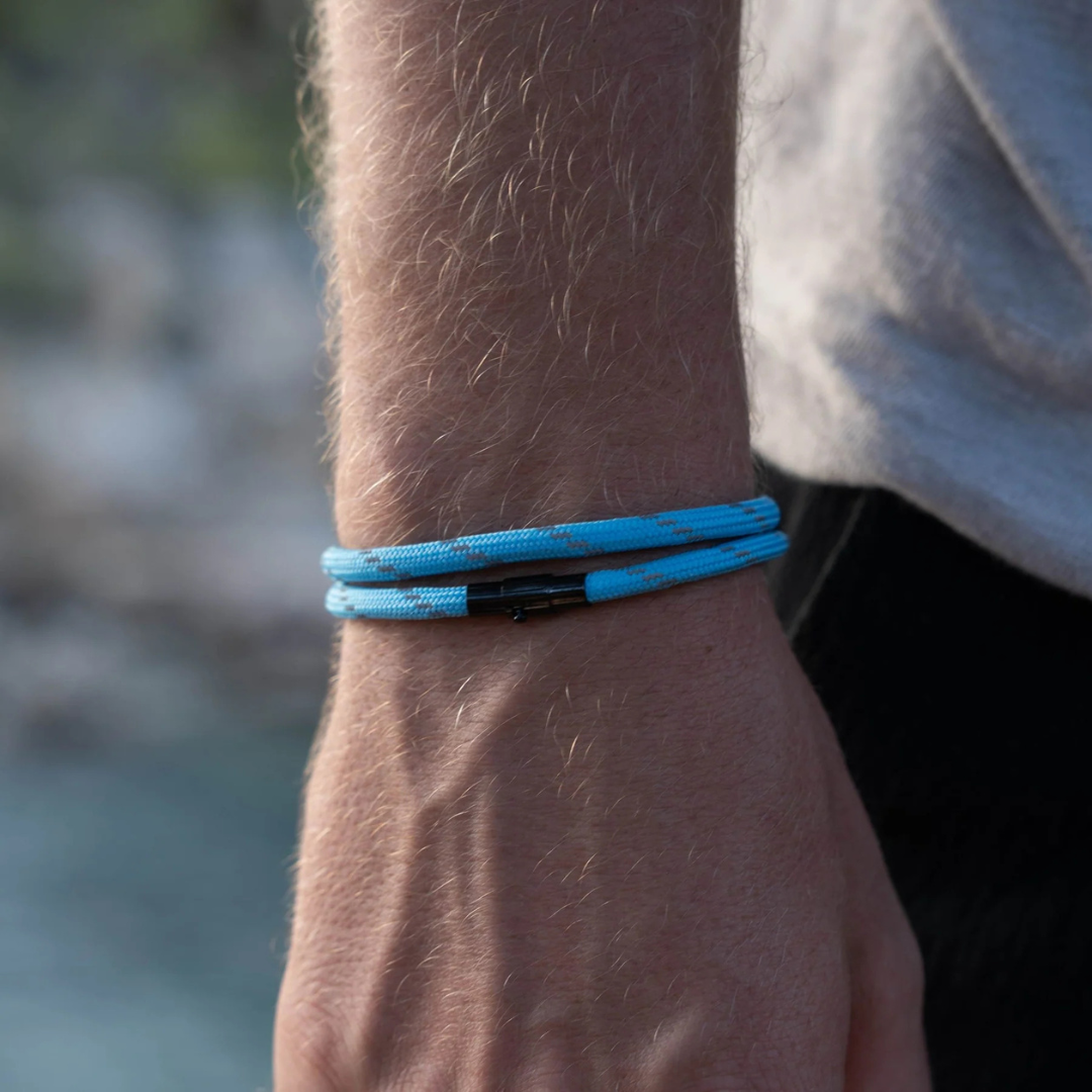 Pulseira de Corda Azul Minimalista Coral Pulse | Compre Agora